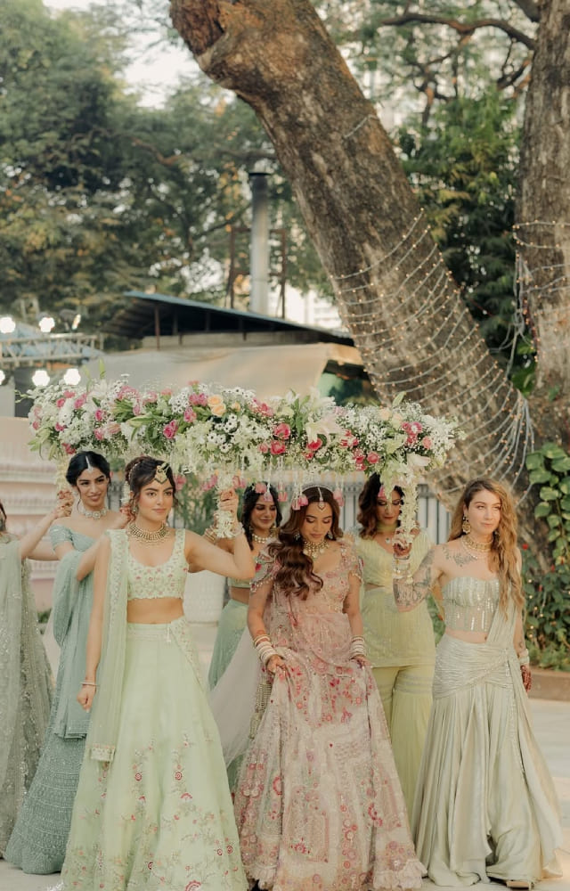 Some of the bride`s coolest bridesmaids surrounded her. Actress Khushi Kapoor and content creator Kareema Berry were also part of the bride squad.