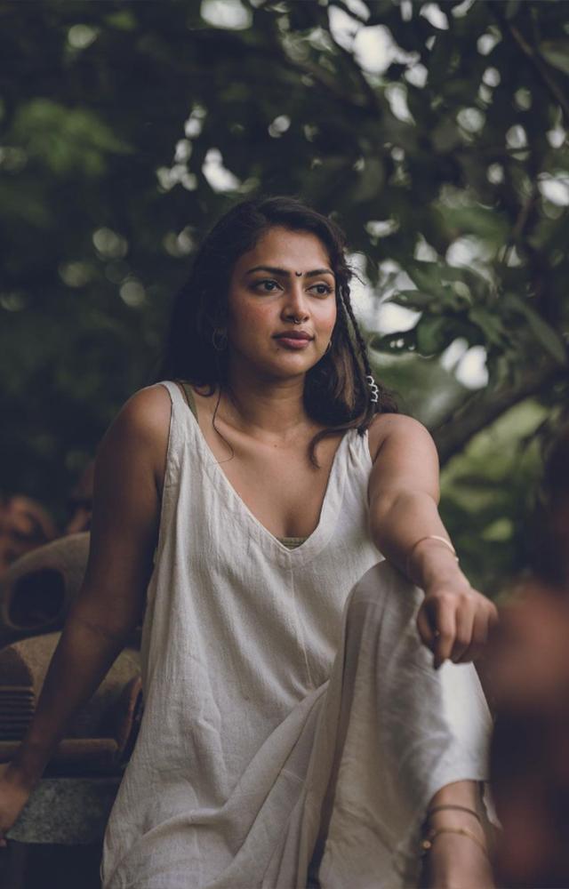 Amala Paul being the trend NOW