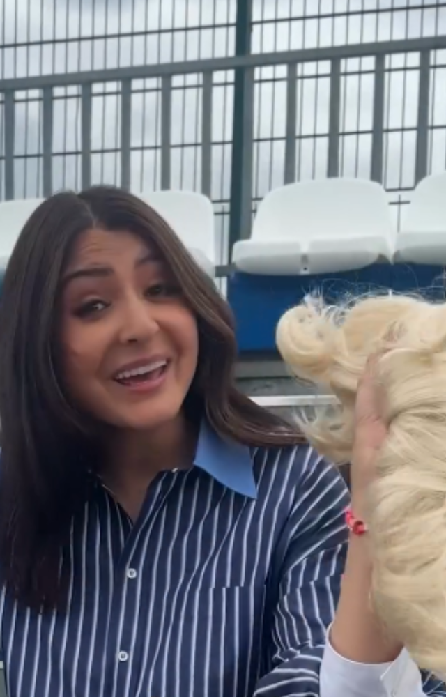 Blond wig makes fans wonder how she looks with blonde hair