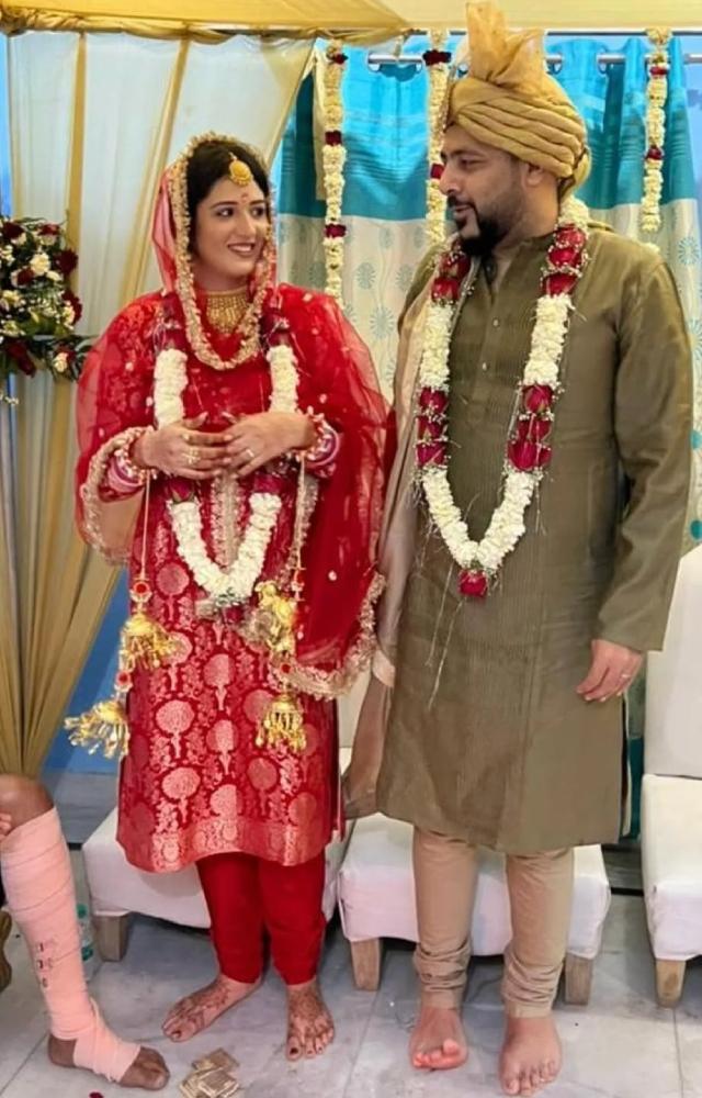 Is Badshah Married To Isha Rikhi?