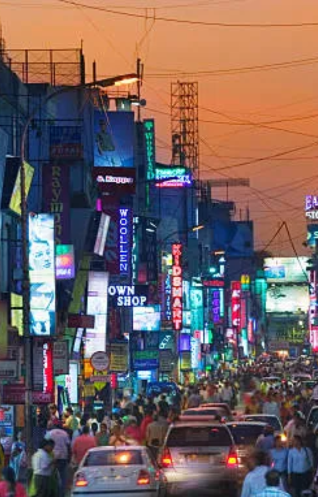 At about 900 meters above sea level, the city enjoys cooler temperatures compared to other parts of India.