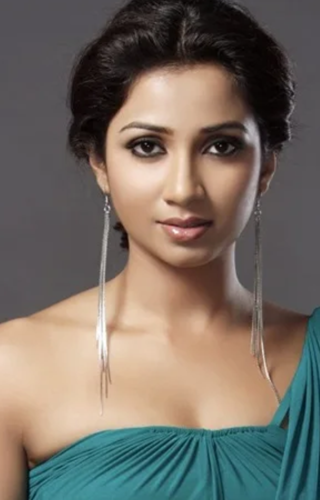 Shreya excels in a wide range of musical styles, from classical and semi-classical to romantic ballads, peppy dance numbers, and soulful melodies.