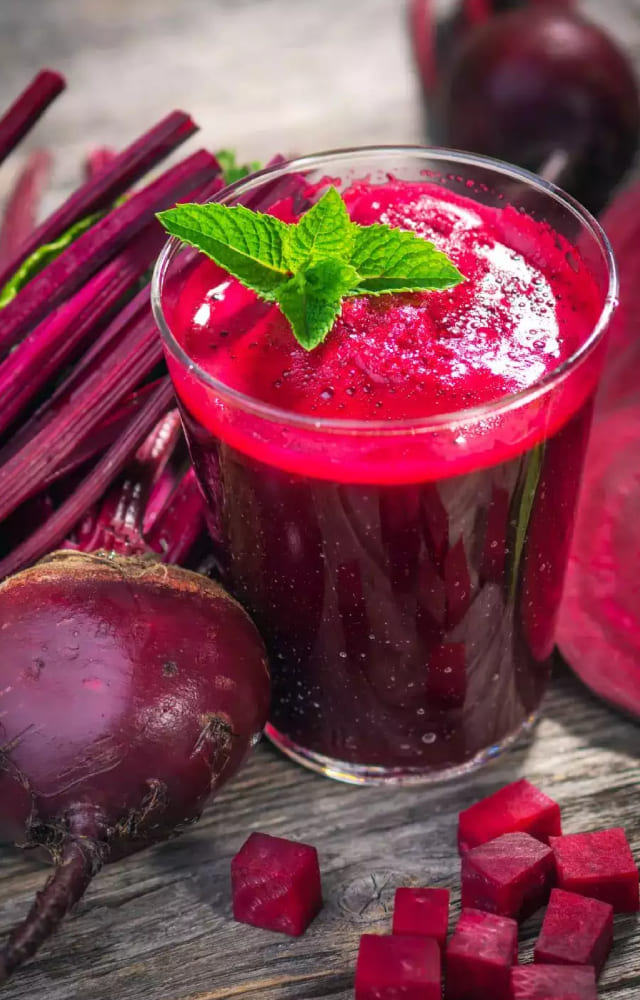 There are several benefits to drinking beetroot juice as it is packed with essential nutrients, including vitamins and iron, both of which are vital for blood.