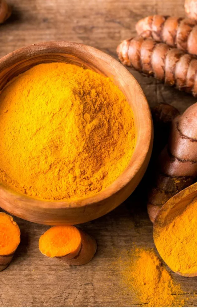 Curcumin is a strong antioxidant, protecting cells from damage caused by free radicals.
