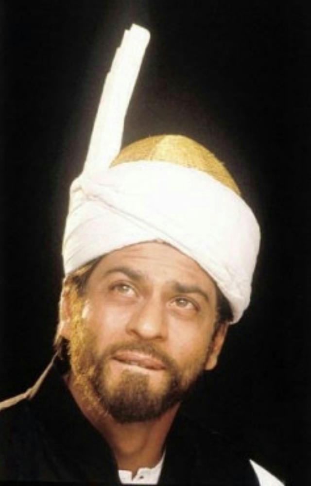 Kamal Haasan`s directorial venture, Hey Ram, saw Shah Rukh Khan in a pivotal role of Amjad Ali Khan, Ram`s friend.