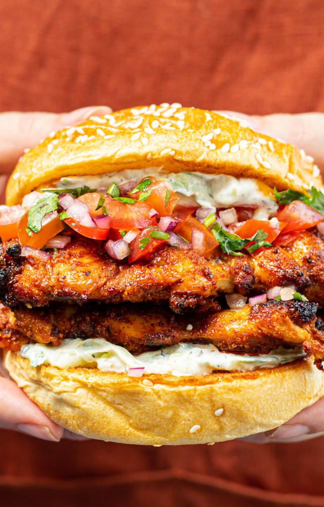 On International Burger Day, Leon’s had an irresistible offer of Rs 99 for their burgers. It is the best place for the burger lovers