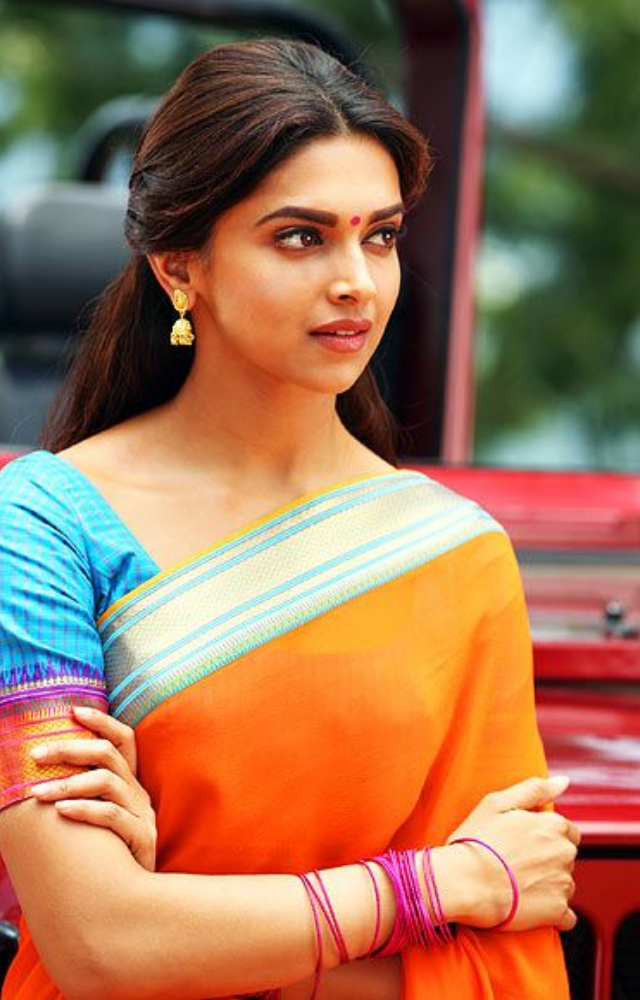 This movie marked Deepika`s breakthrough role, and her performance is a treat to watch. Her chemistry with Shah Rukh is electric.