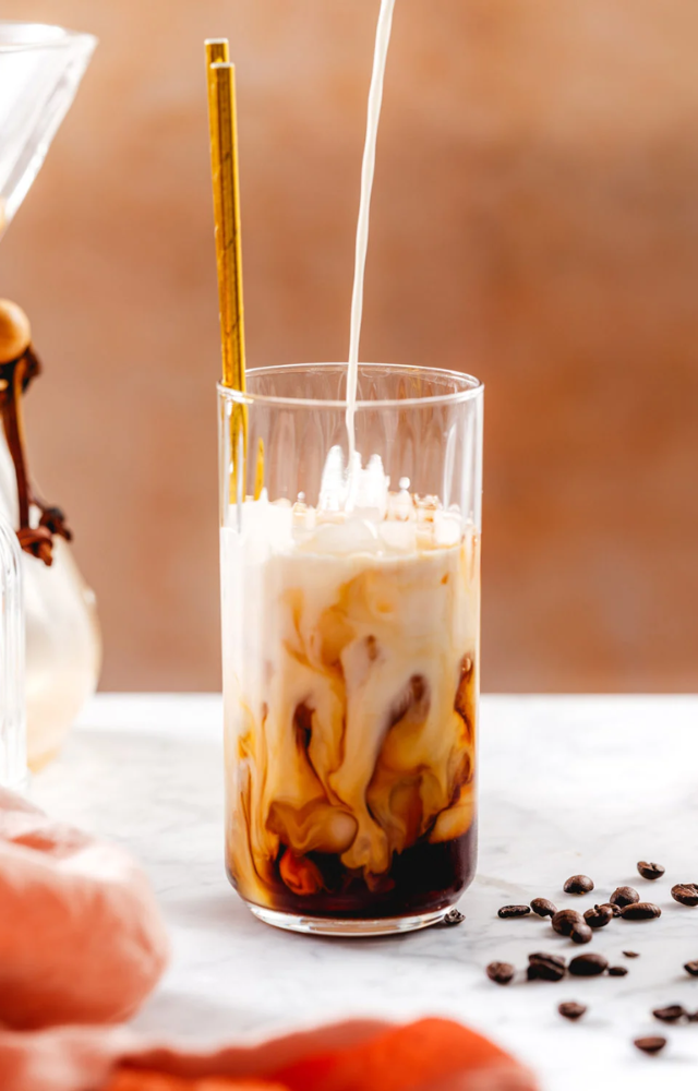 A classic for a reason. The subtle sweetness and aromatic notes of vanilla perfectly complement the bitterness of coffee, creating a smooth flavour