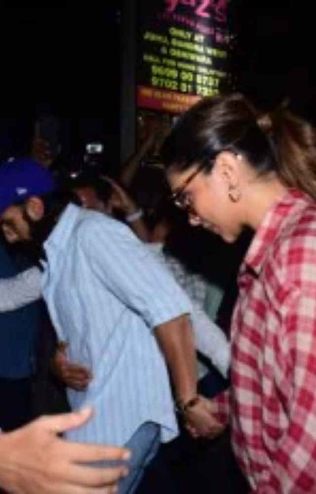 Parents to be Ranveer Singh and Deepika Padukone were seen at a restaurant in Mumbai. The couple was seen leaving the area together holding hands.