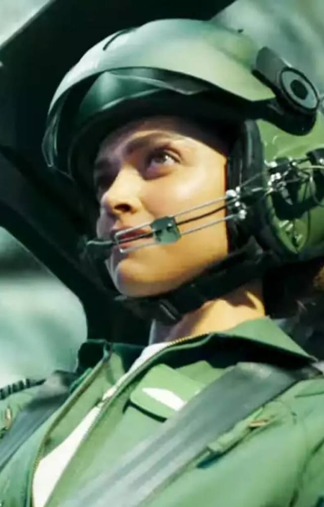 Who says a woman cannot be an air force pilot? The new mommy in town aced her character Minni in the action drama.