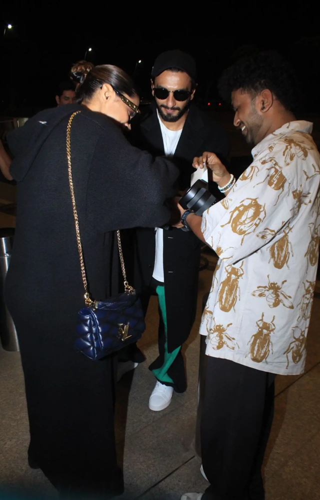 Deepika celebrated her 38th birthday on January 5. The photographer stationed at the airport brought a cake for the actress so she coud celebrat with them.