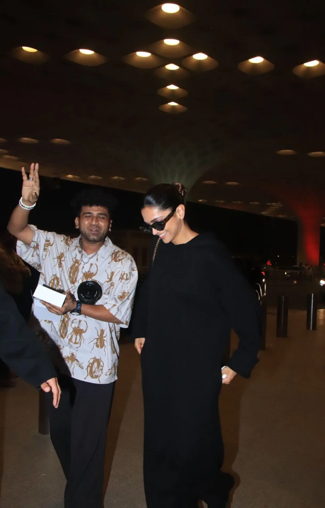 Deepika`s airport surprise with Ranveer