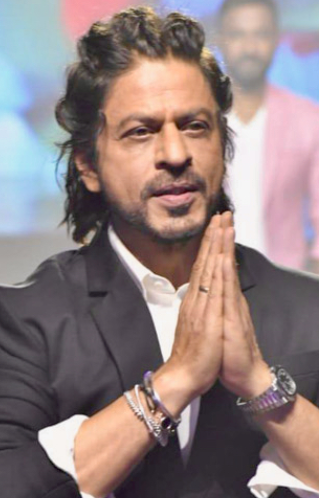 7,300 crore, Known for his extensive filmography, production house (Red Chillies Entertainment), and brand endorsements.