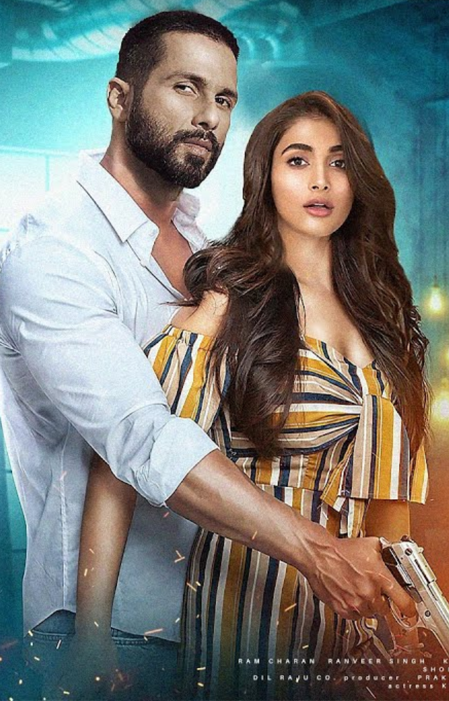 The opening tries to capture Mumbai`s essence and Bachchan`s stardom, but the hero`s introduction feels awkwardly green-screened.