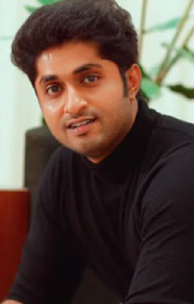 He played Bhanu Prasad, adding humor to this horror-comedy.