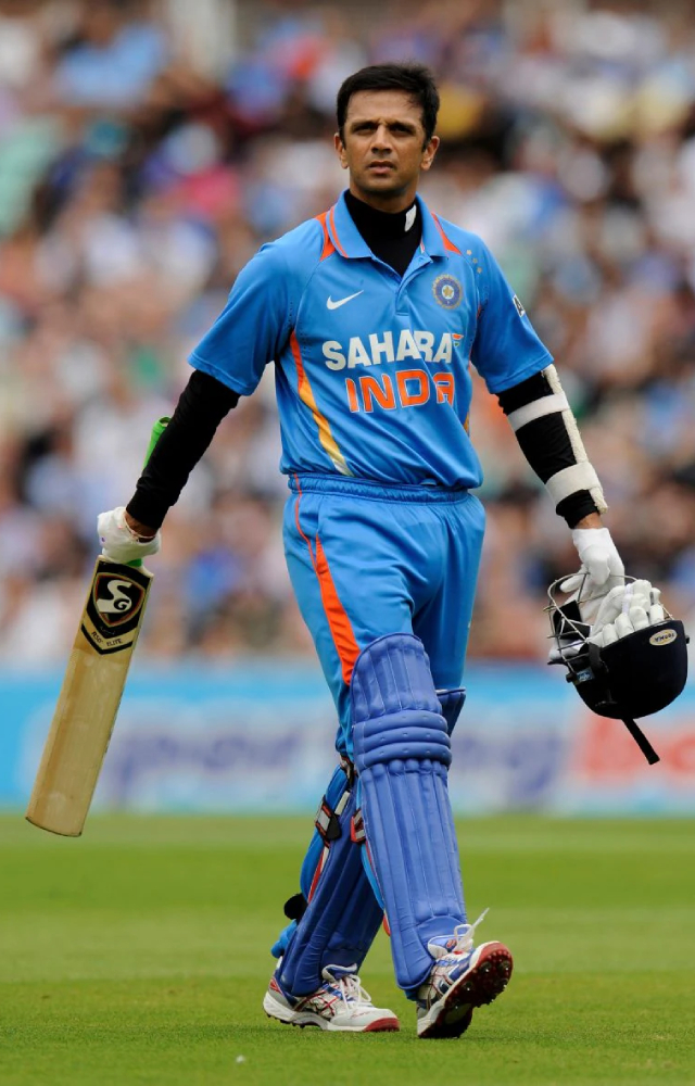 Dravid faced a rather struggling start to the first season of the Premier League with an underwhelming team. They finished at the bottom of the table.