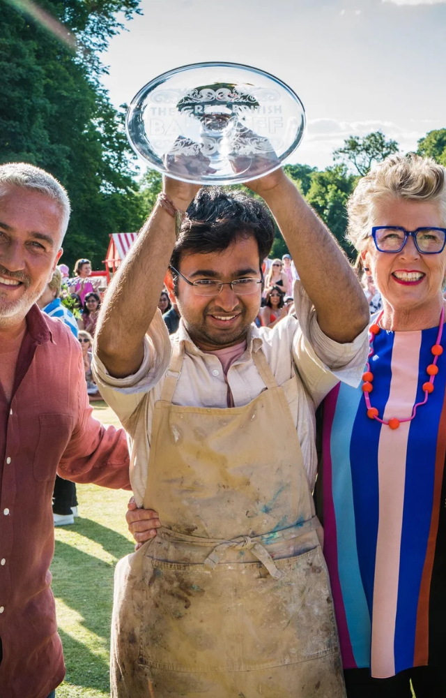 A heartwarming and wholesome reality competition where amateur bakers compete. It`s comforting, inspiring, and enjoyable for all ages.