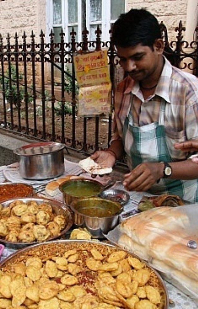 Street vendors often use water that may be contaminated, especially during monsoons with overflowing drains and stagnant water.