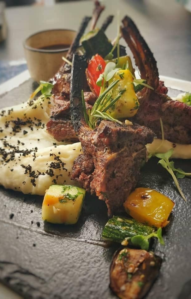 Known for its Mediterranean cuisine, Fava offers a variety of healthy options including grilled meats, fresh seafood, and vegetarian dishes.