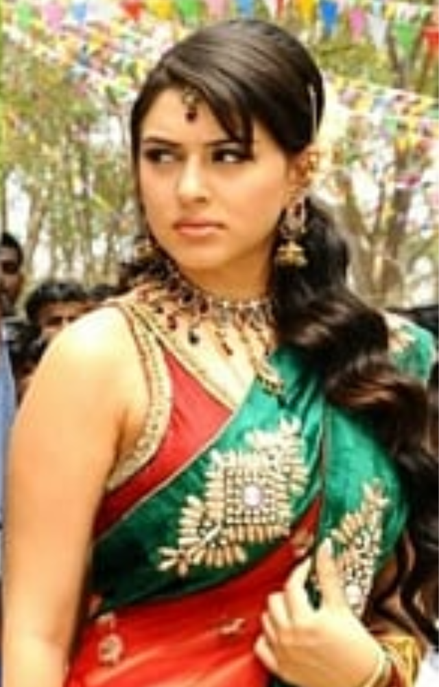 Hansika`s role as a fun-loving and adorable bride-to-be, who brings a lot of charm and playfulness to the film.