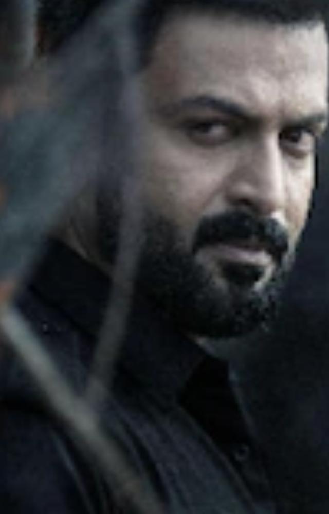 The film`s scope is both national and international, featuring 35 percentage of its dialogues in Hindi.