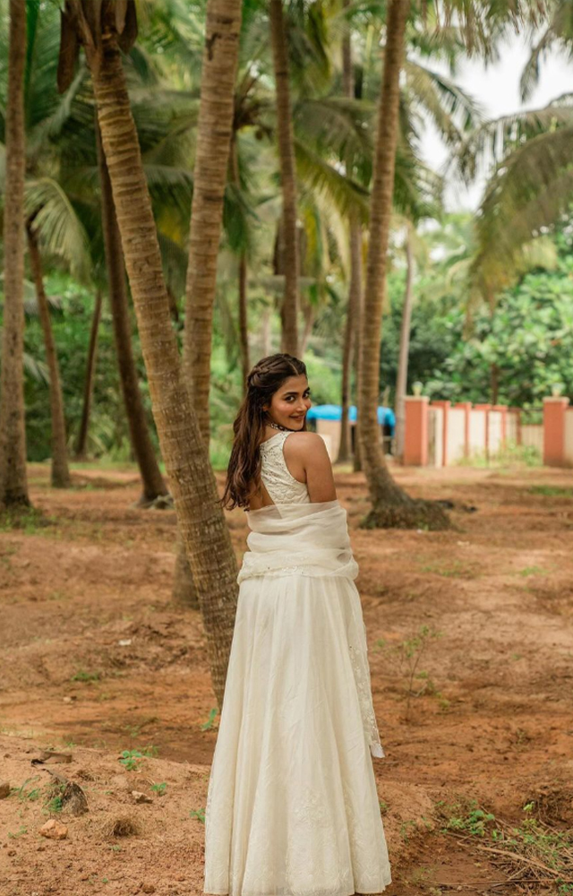 Ala Vaikuntapurramloo, Beast, Radhe Shyam, Duvvadda Jagannadham are few of the best characters she has done and showed her skillls.
