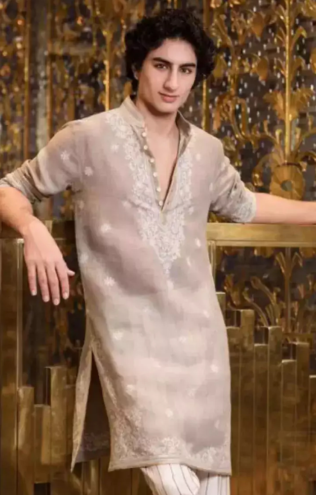 The Nadaaniyan actor comes from a royal family, which is reflected in his style statement. Subtle, classy, and everything neatly put together.