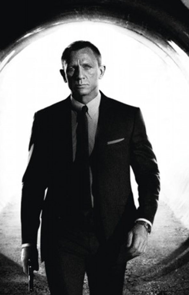 This sophisticated spy thriller delves into Bond`s past, testing his loyalty and skills amidst spectacular action and a compelling narrative