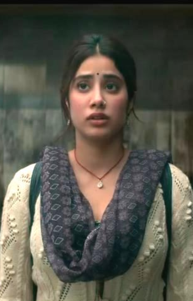 You should see this dark comedy with your family. Janhvi plays Jerry in a straightforward manner, telling the story of a mother and daughter