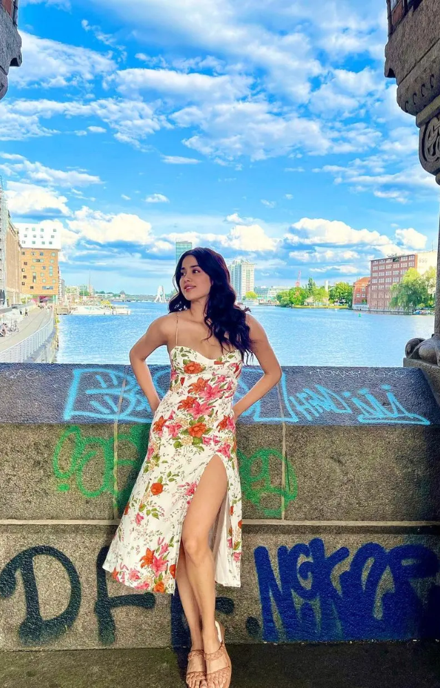 Janhvi inspired outfits for Propose Day
