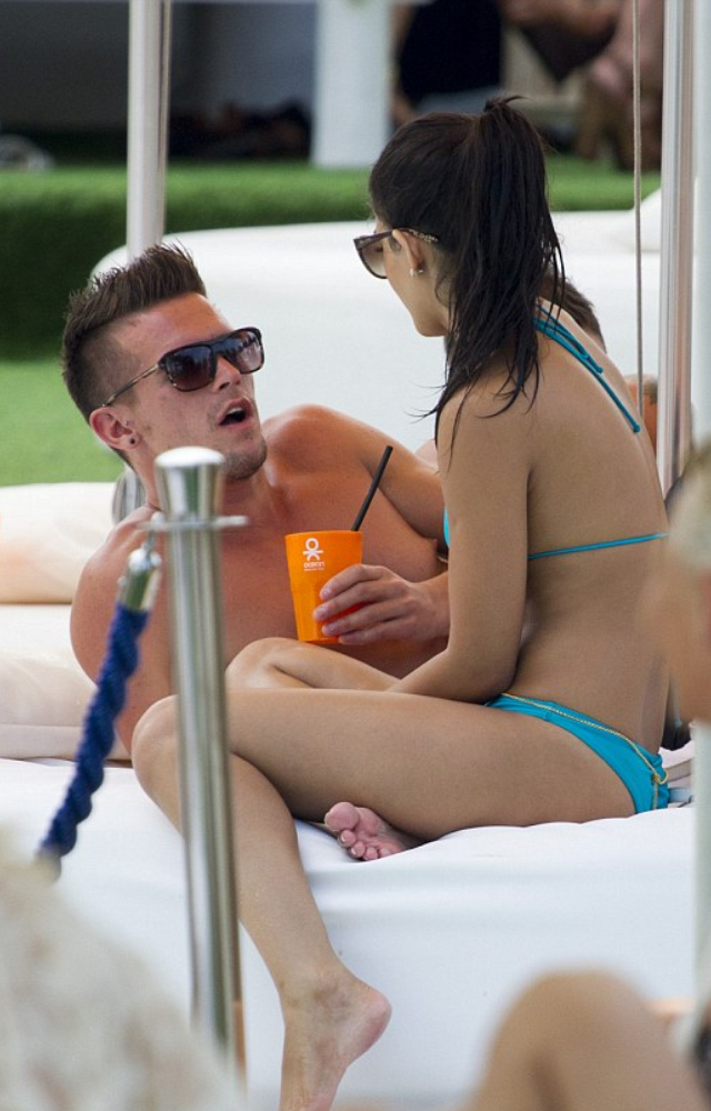 Jasmin was previously engaged to British reality TV contestant Gaz Beadle in 2013. However, they called it quits after 6 months of being engaged.