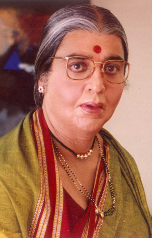 He was the OG of donning prosthetic makeup and transforming into a woman named Laxmi. Kamal Haasan`s Chachi 420 went on to become a blockbuster.