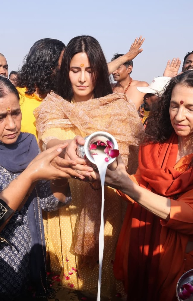 Katrina flew to Prayagraj to attend the Maha Kumbh with her mother-in-law, Veena Kaushal. They even met Swami Chidanand Saraswati to seek his blessings.