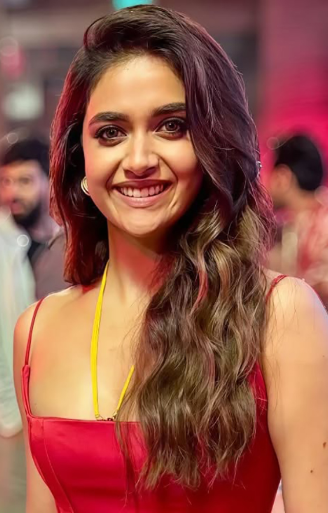 Born on October 17, 1992, in Thiruvananthapuram, Kerala, Keerthy is the daughter of film producer G. Suresh Kumar and actress Menaka