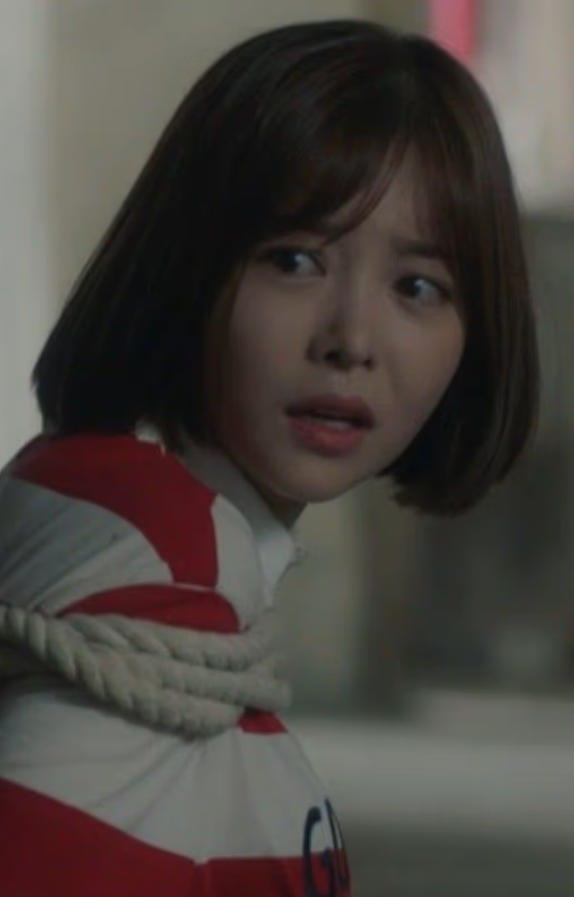 Played Lee Yeon-seo, a quirky and supportive friend to the female lead, adding comedic relief to the story.