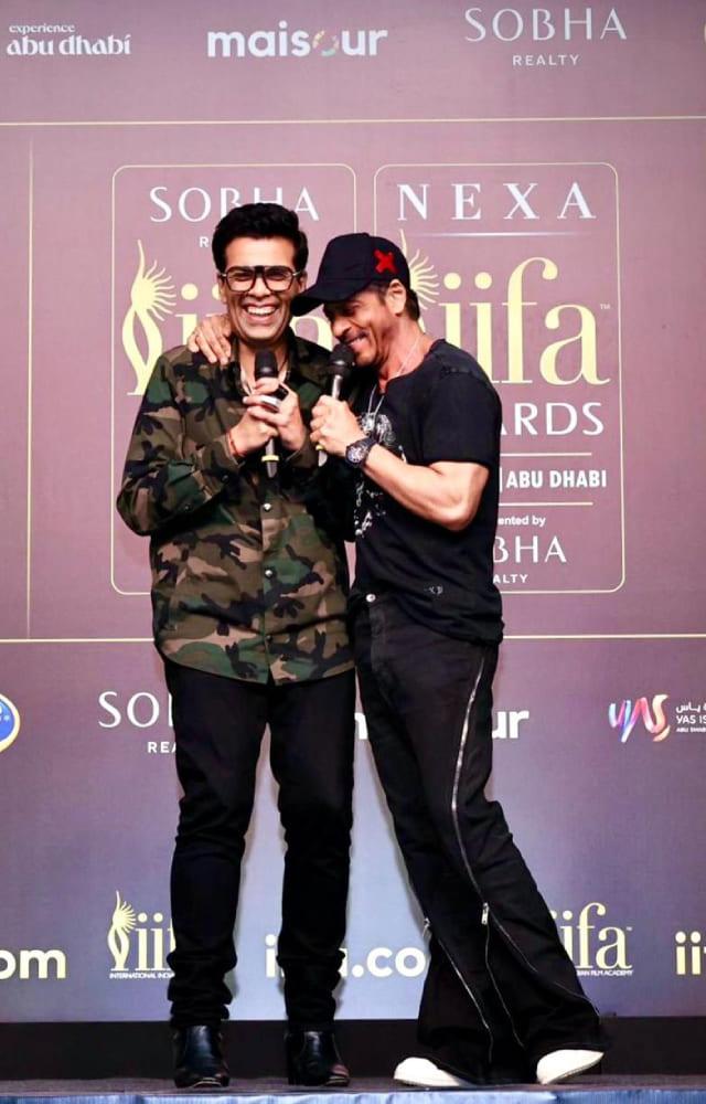 Karan Johar-SRK`s Camaradarie At IIFA