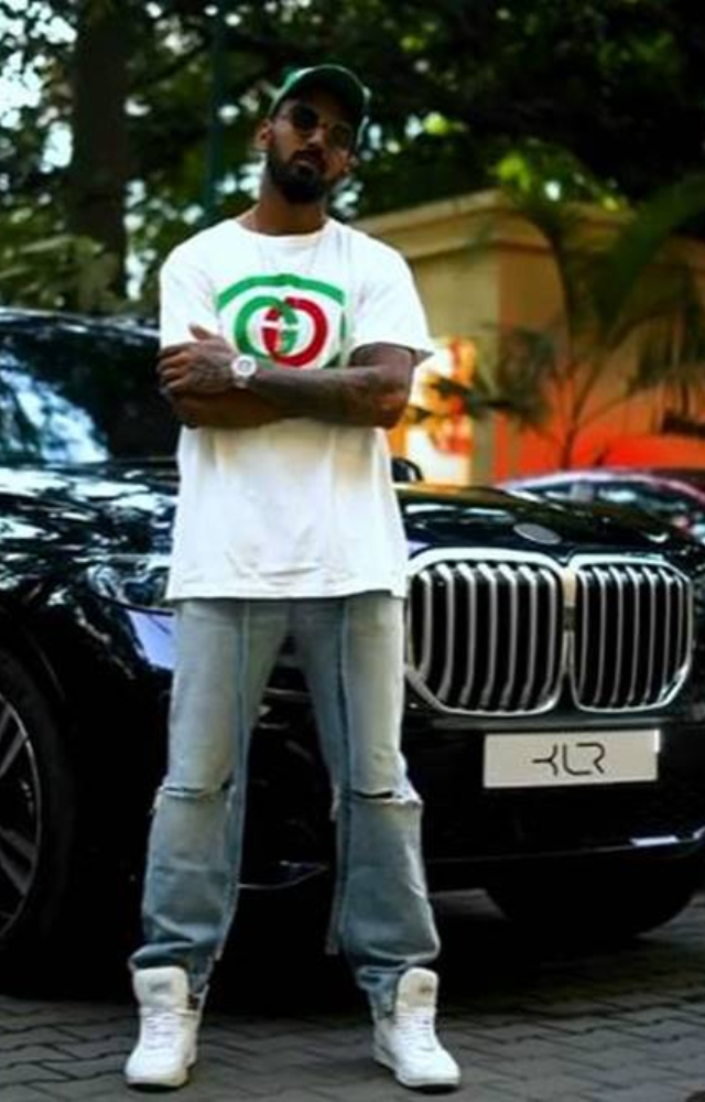 He also owns an Aston Martin DB11, priced between 3.80 crore and 4.20 crore. This luxury sports car is equipped with a 5.2-litre V12 engine.