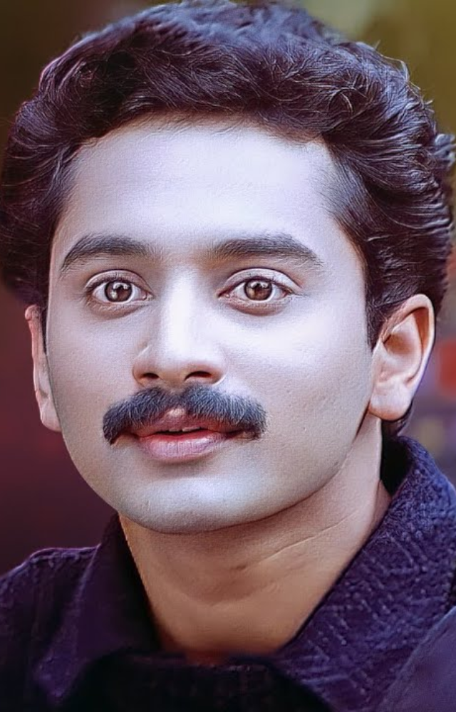Contrary to his on-screen persona, Fahadh is quite shy and introverted in real life. His shy role in his debut film, Kaiyethum Doorathu, came naturally to him.