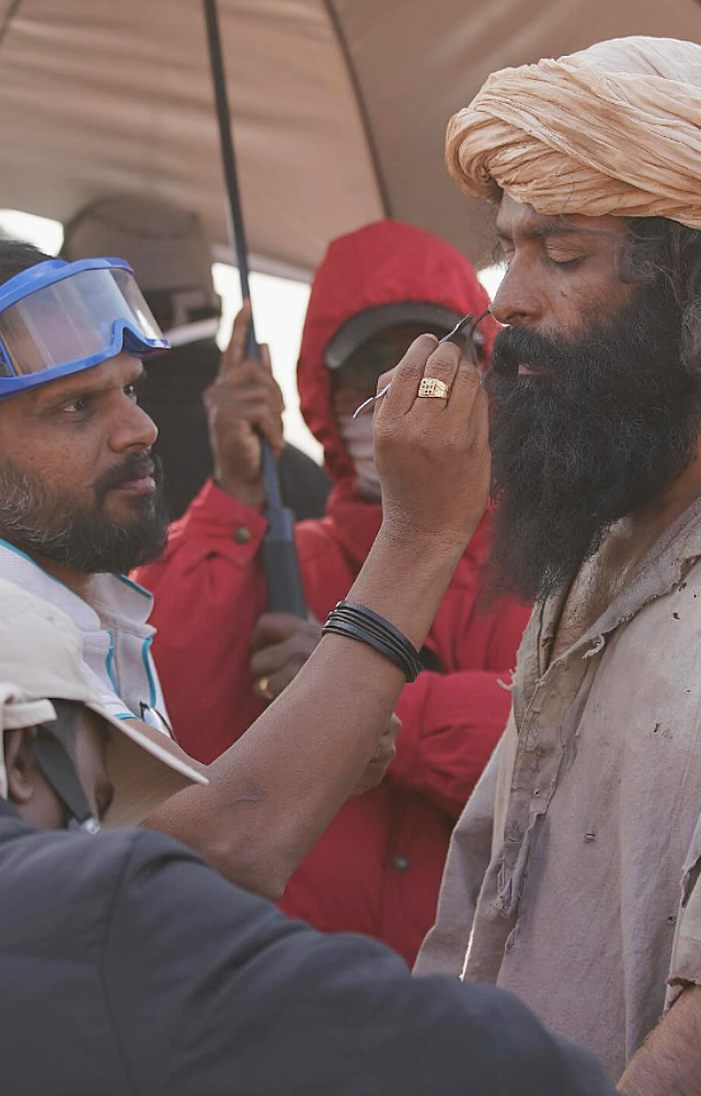 The film’s universal appeal and narrative style captivated viewers, contributing to its success. The story had a clarity even if the language was different. 
