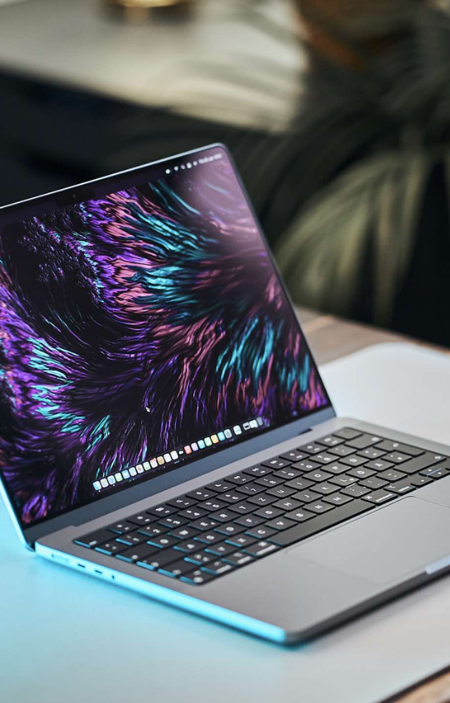 Up to 32GB unified memory for seamless multitasking.