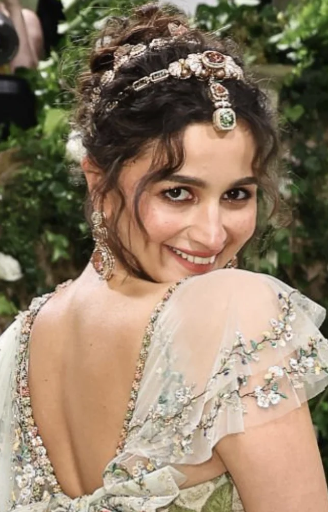 Bollywood actor Alia Bhatt made a stunning appearance at the Met Gala 2024. Alia Bhatt wore a Sabyasachi couture saree that perfectly aligned with a theme