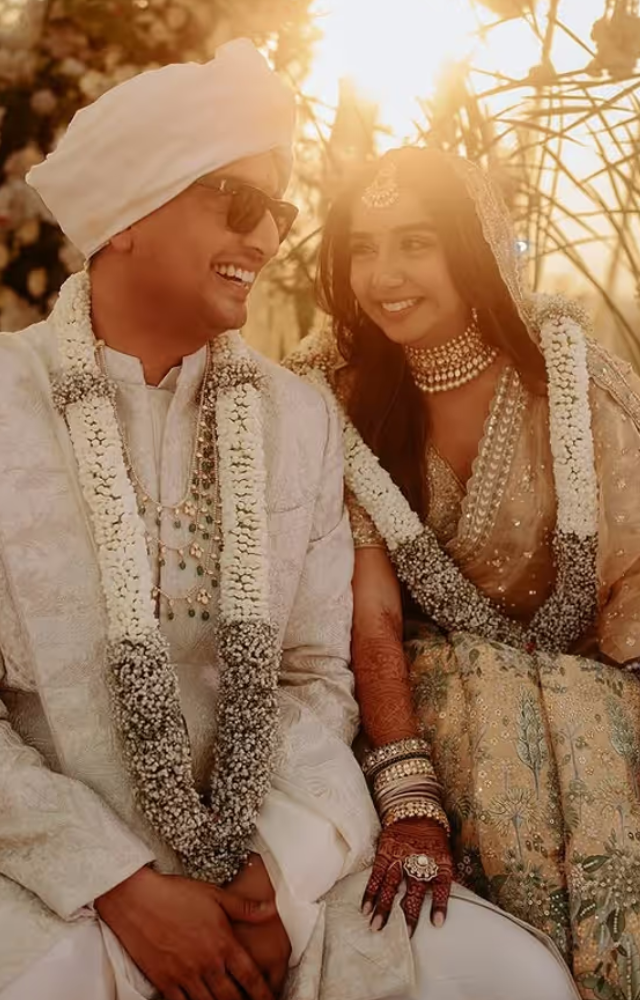 Female Pandit at Prajakta`s Wedding