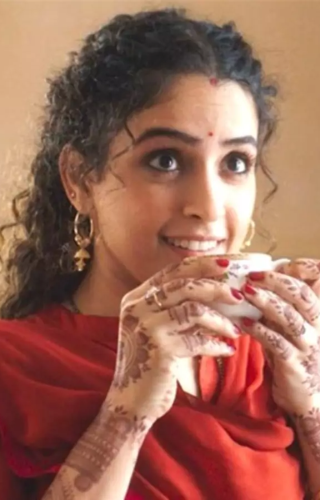 Sanya Malhotra delivers a powerful and nuanced portrayal of Richa, capturing her transformation with impressive depth.