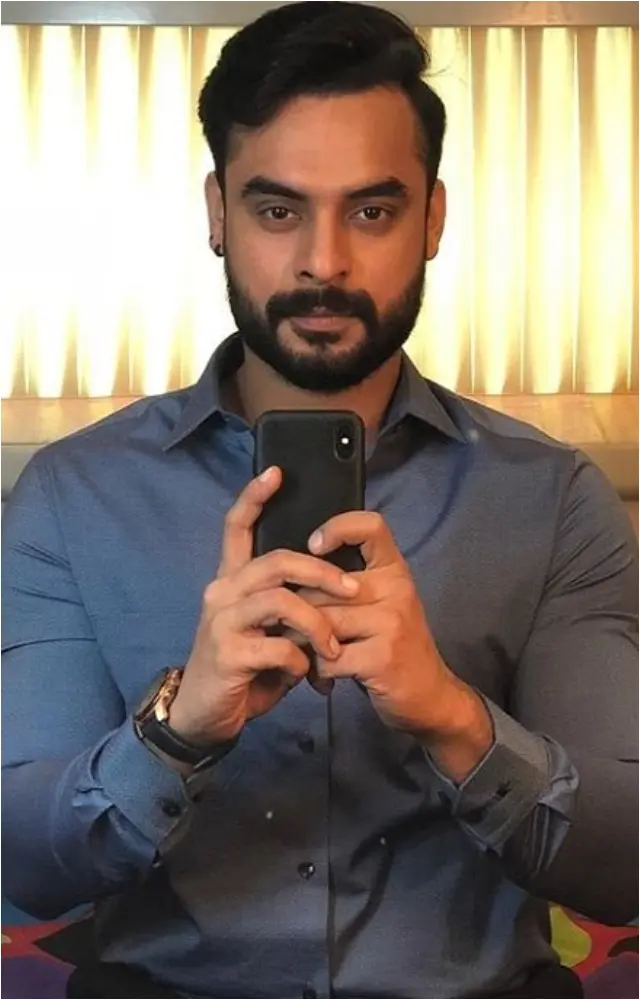 Uyare (2019): A powerful film that addresses the issue of acid attacks. Tovino`s portrayal of Govind adds depth to the narrative