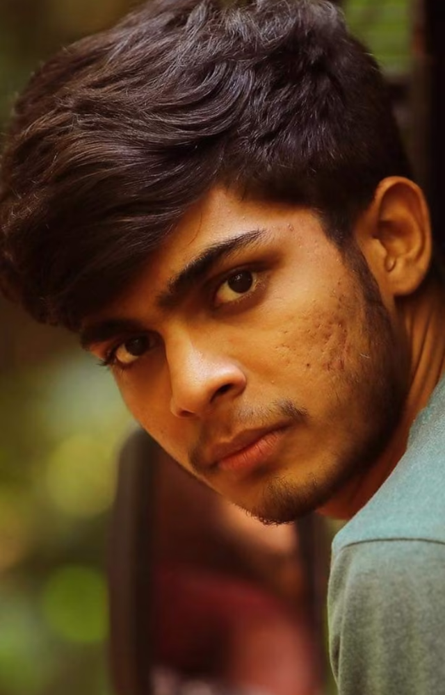 In 2019, Naslen worked as a junior artist in ‘Madhura Raja,’ starring Mammootty, fulfilling his dream of watching his idol in action