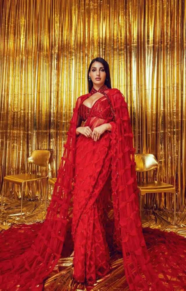 Nora Fatehi desi girl look