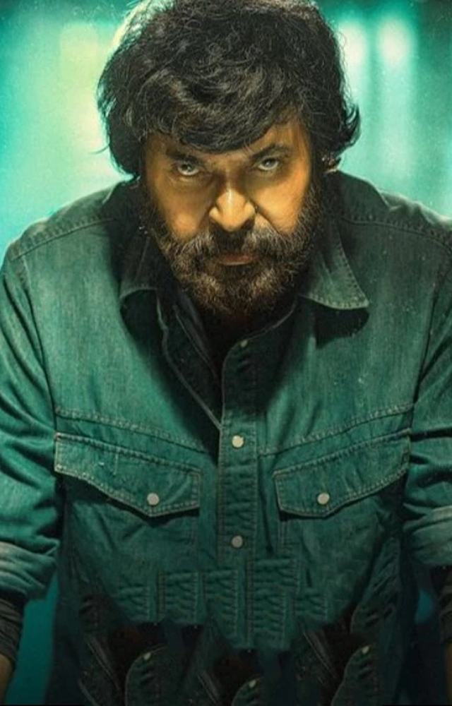 Mammooty has done an amazing cameo role in Ozler. The duration as per the reports are 30 minutes. The combinaton of Mammooty and Jayaram is an attracting point.