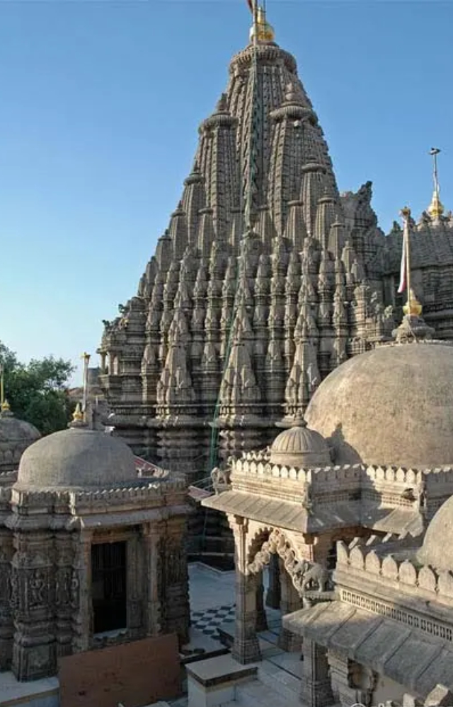 Considered the holiest pilgrimage place for Jains, there are over 900 exquisitely carved marble temples on Shatrunjaya Hill.