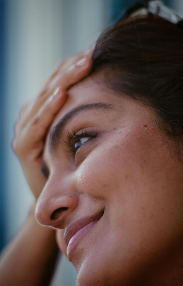Parvathy Thiruvoth`s Top hit Films are Notebook, Bangalore Days, Charlie, Maryan, and Ennu Ninte Moideen