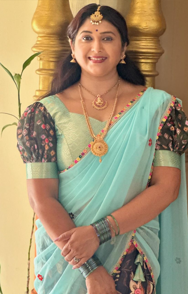  Apart from Kannada, Pavithra worked in various other languages. She created a distinct identity with her brilliant work in Telugu cinema as well.